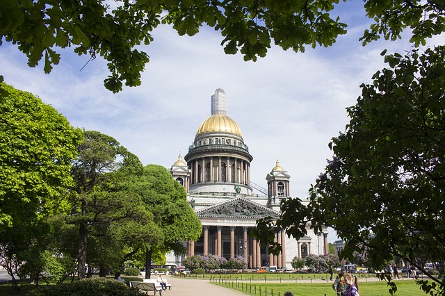 Compare & Save on Popular Saint Petersburg Hotels